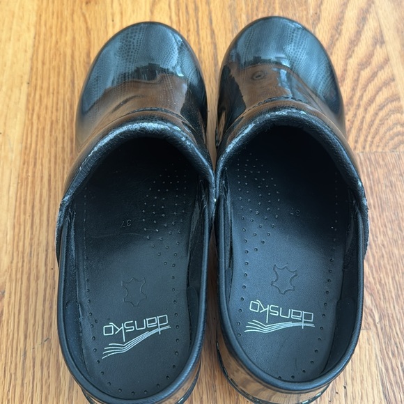 Dansko clog black with grey print - Picture 10 of 11